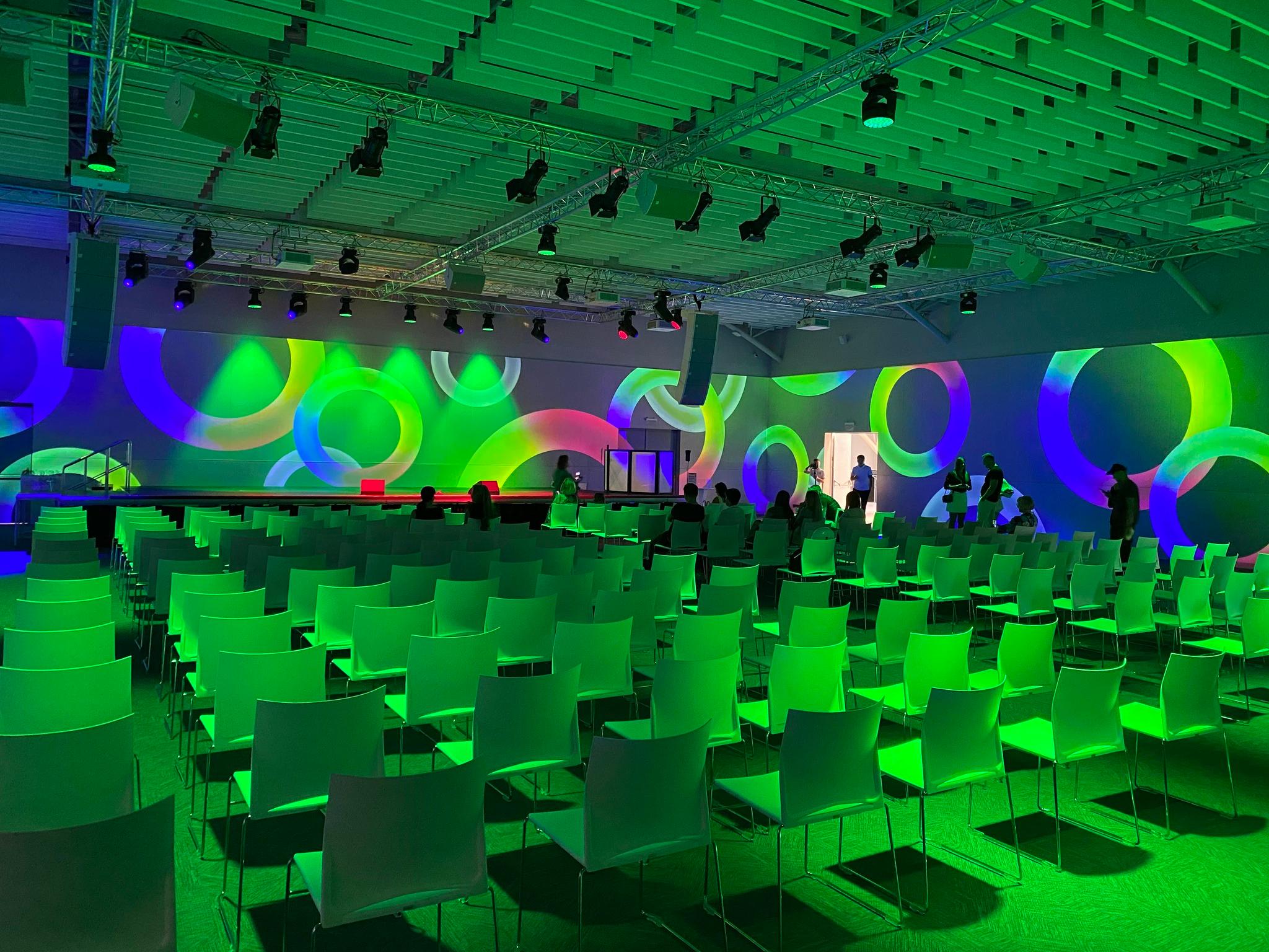 An event venue with bright panoramic projection driven by a Screenberry media server