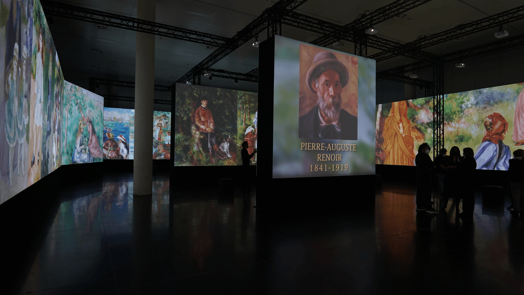 Impressionist paintings projected onto digital gallery walls, showcasing Screenberry's role in driving multimedia exhibitions